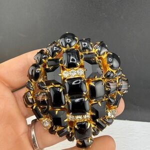 Vintage Estate Brooch Black Glass Rhinestone Gold Tone Domed Retro